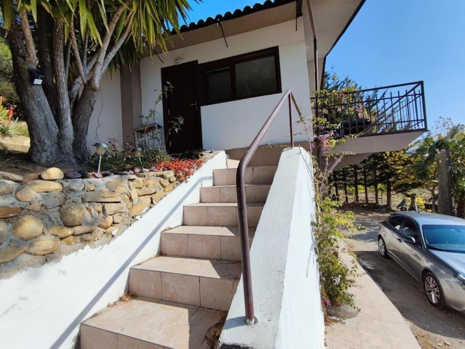 Гостьовий будинок Detached House With Garden And Sea View Санремо Екстер'єр фото